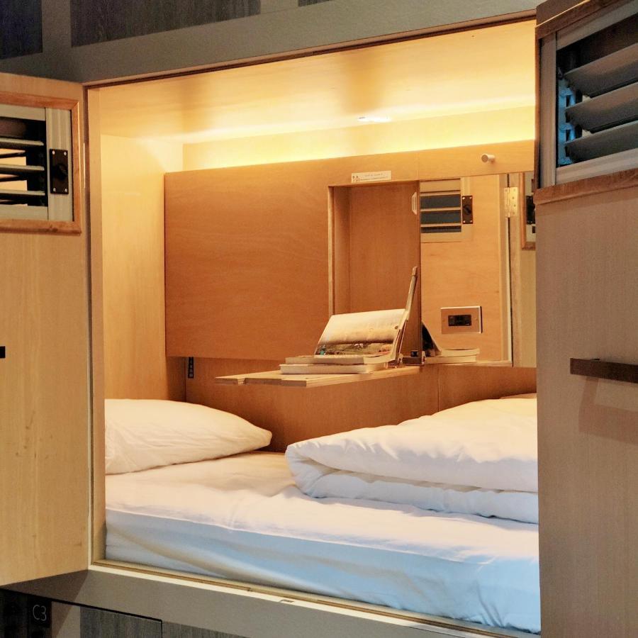 Jerry'S Mazehut Hostel Тайнан Екстериор снимка